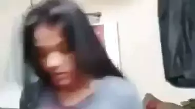 Gorgeous Mumbai girl viral nude show for lover