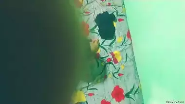 Desi Bhabhi Blowjob and Fucked