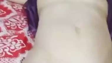 Busty wife painful pussy fingering show