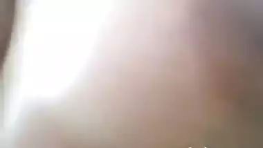 Sexy Indian touches herself.