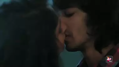 Medically yours ( web series) all hot scenes