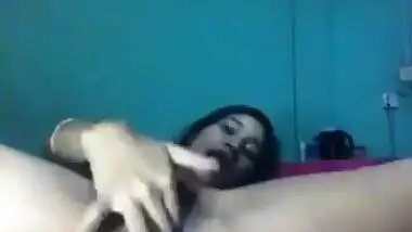 XXX masturbation is an integral part of weekend of skinny Desi teen