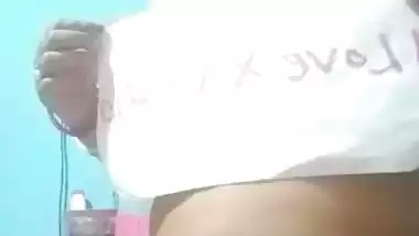 Cute housewife full nude show for xvideos