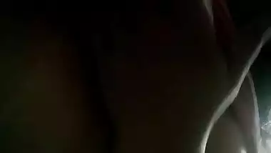 Desi slut thinks her XXX tits are too sexy not to be exposed worldwide