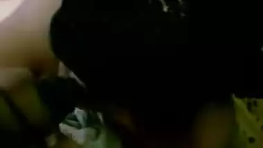 Aunty Showin Her Boobs - Movies.