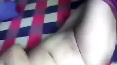 Busty Bengali Bhabhi Showing Her Nude Sexy Pussy
