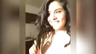 Indian Bhabhi - Indian Girls Fingering Hard Orgasm