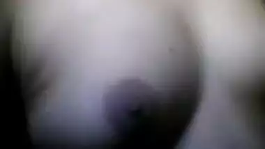 Sexy Paki Girl Showing Her Nude Body