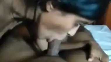 Married Lankan Wife Sucking Hubby’s Dick