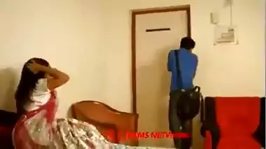 Indian beautiful bhabi boob pressed kissing...