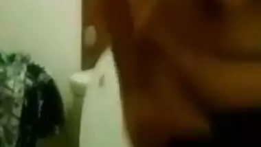 Big Hanging Boobs Tamil Babe Nude Bathroom Video