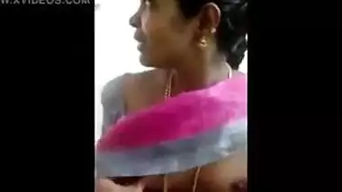 Tamil Aunty Showing Boobs To Landlord
