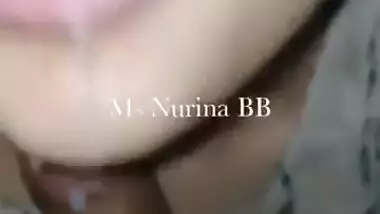 Booby Pakistani girl eating cum of BF