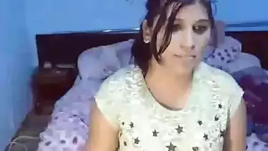 Big Boob Indian Babe Roshnie - Movies.