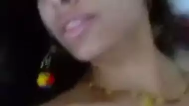 Pooja (Jaipur) playing with her body for you