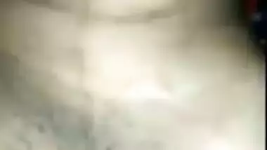 Desi girl cleaned shaved pussy fuck