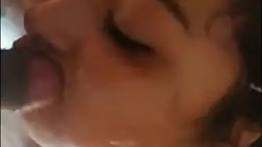 Mature Indian aunty blowjob facial