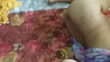 Dehati aged slut fucked in open place by two young guys