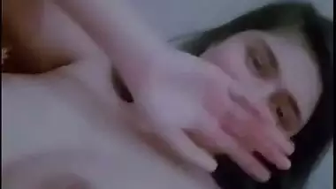 Punjabi girl’s desi nude MMS for her lover