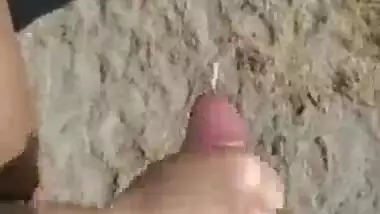 Sunny Leone gives blowjob in POV