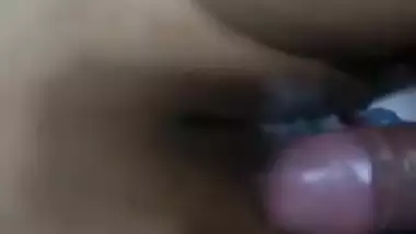 Riding cumload sex with Randi from Vijaywada
