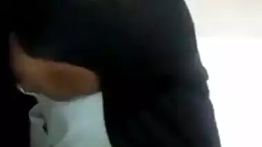 Desi iim college girl sex video in campus