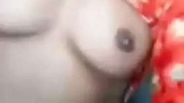 Today Exclusive- Bangla Girl Showing Her Boobs