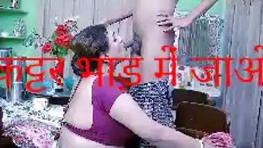 Hindi hawt film of a Telugu pair enjoying a romantic home sex session