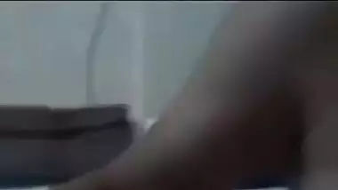 bhabhi blowing her hubby cock