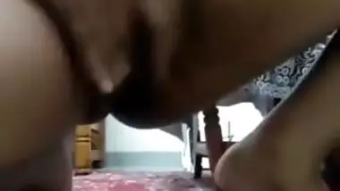 Desi Indian masturbating