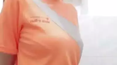 Hot Desi Girl Nude Selfie Clip leaked part 1