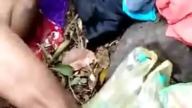 Paid Randi Caught Outdoor Fucking