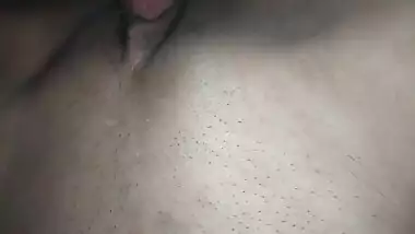 Woman can't stop Desi operator from sneaking into her XXX peach