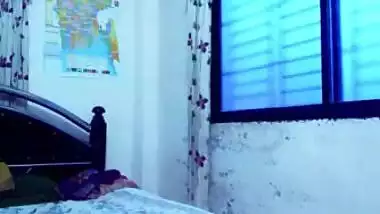 Desi lovers enjoying hot bedroom sex MMS video
