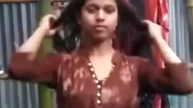 virgin pussy show by desi girl