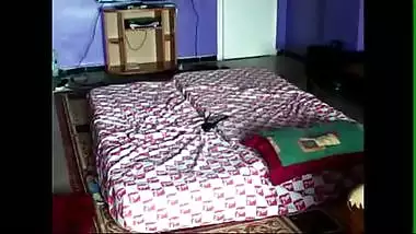Indore house wife doing home sex with driver mms