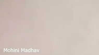 Desi Sexy Indian Bhabhi Was Very Hot With Her Friend And Fucked Hardcore When There Was No Husband A