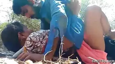 Desi Lover Out Door Fucked