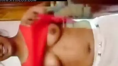 Indian College Girl Showing Boobs On Webcam