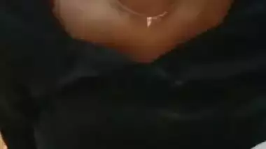 Mature Indian maid sex with rich owner