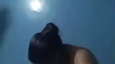 Today Exclusive- Mallu Bhabhi Bathing Private Show