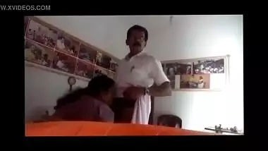 Hot Mallu Teacher Sucking Penis Of Principal