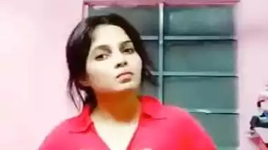 Flawless Desi woman unzips red blouse to impress porn perverts