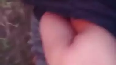 Horny young couple’s kinky outdoor sex under the open sky
