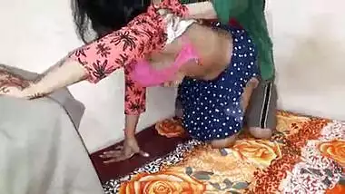 Punjabi hot girl ki chudte hue kuwari bur ki seal phati