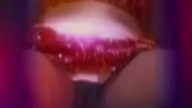 Desi sexy bhabi nude dance