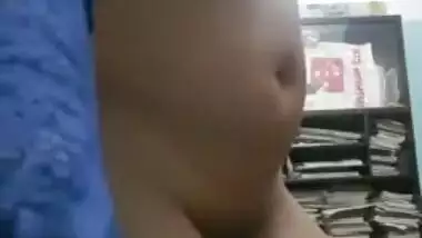 Friend sexy wife mina make her video -1