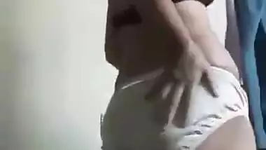 Hot Pooja Bhabhi Horny Face During Sex