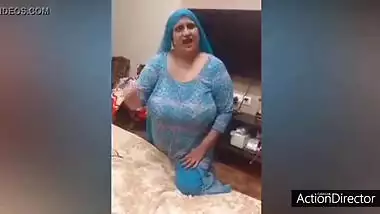 Desi Chubby Bbw Aunty