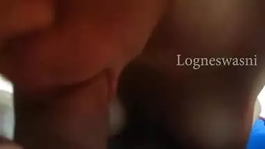 topless desi girl sucking cock